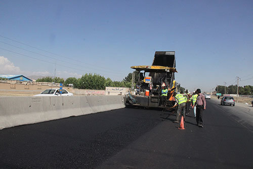  فرمانده بخش یک پلیس راهور شهرستان ورامین خبر داد: قانون شکنی سریالی شهرداری ورامین/ این بار نیروی انتظامی کوتاه نمی آید/ در صورت تکرار به مراجع قضایی شکایت می کنیم