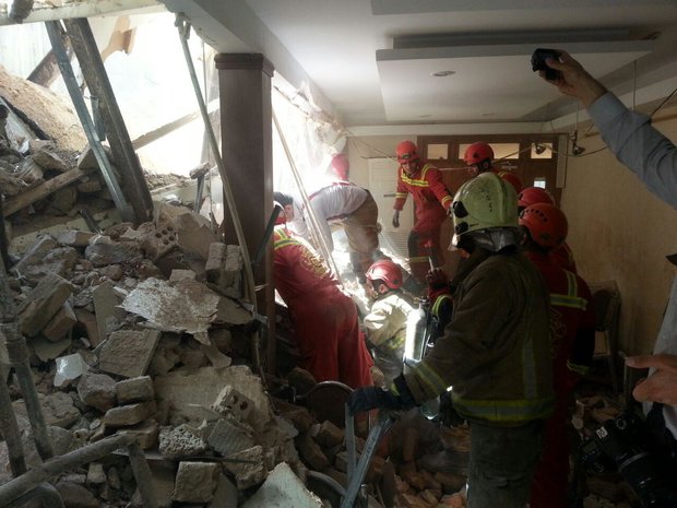  ریزش آوار کارگاه ساختمانی در «شوش»/۷ نفر مصدوم شدند