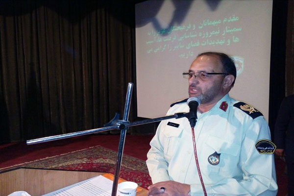 سواد رسانه ای خانواده ها و جوانان افزایش یابد سواد رسانه ای خانواده ها و جوانان افزایش یابد