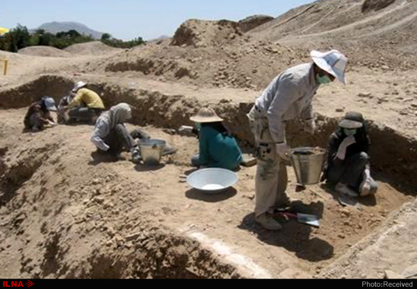  از کشف گردنبند ماورائی تا گرایش DNA پیشینیان ما به پاکستان/کشف اسرار تدفین‌های ایران باستان/باستان‌شناسان درجه ۳ و ۴ به ایران می‌آیند