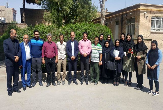  حضور دختران ورامینی در تیم اسکیت هاکی ایران