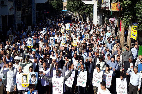  مراسم باشکوه راهپیمایی ۱۵ خرداد در ورامین برگزار شد