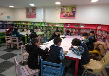  بازدید دانش آموزان مدرسه جهاد از کتابخانه شهید مطهری شهرستان قرچک